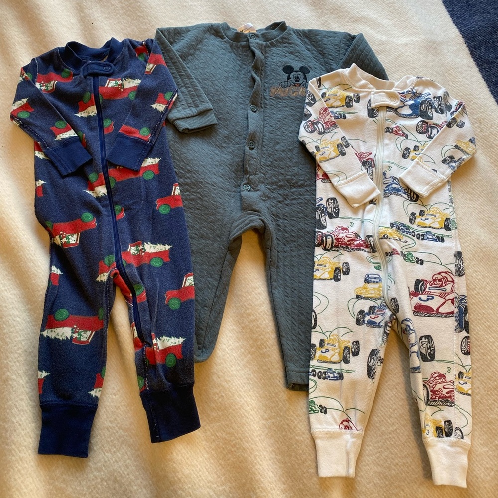 Hanna Andersson & Disney Baby 6-12M Bundle | Mickey + Organic Cotton Pajamas